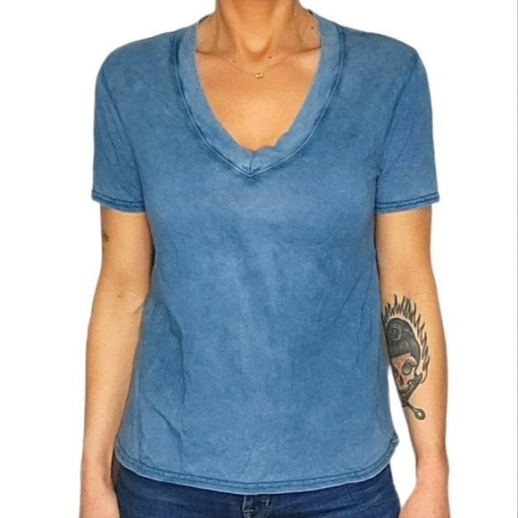 RVCA Cotton Short Sleeve V Neck Top Size X Small Blue - Picture 1 of 5